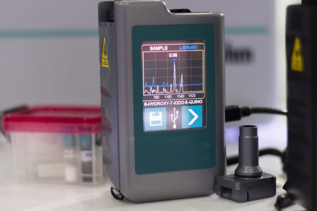 aparelho-de-espectroscopia-portatil